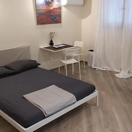 Amg 2 Cozy Renovated